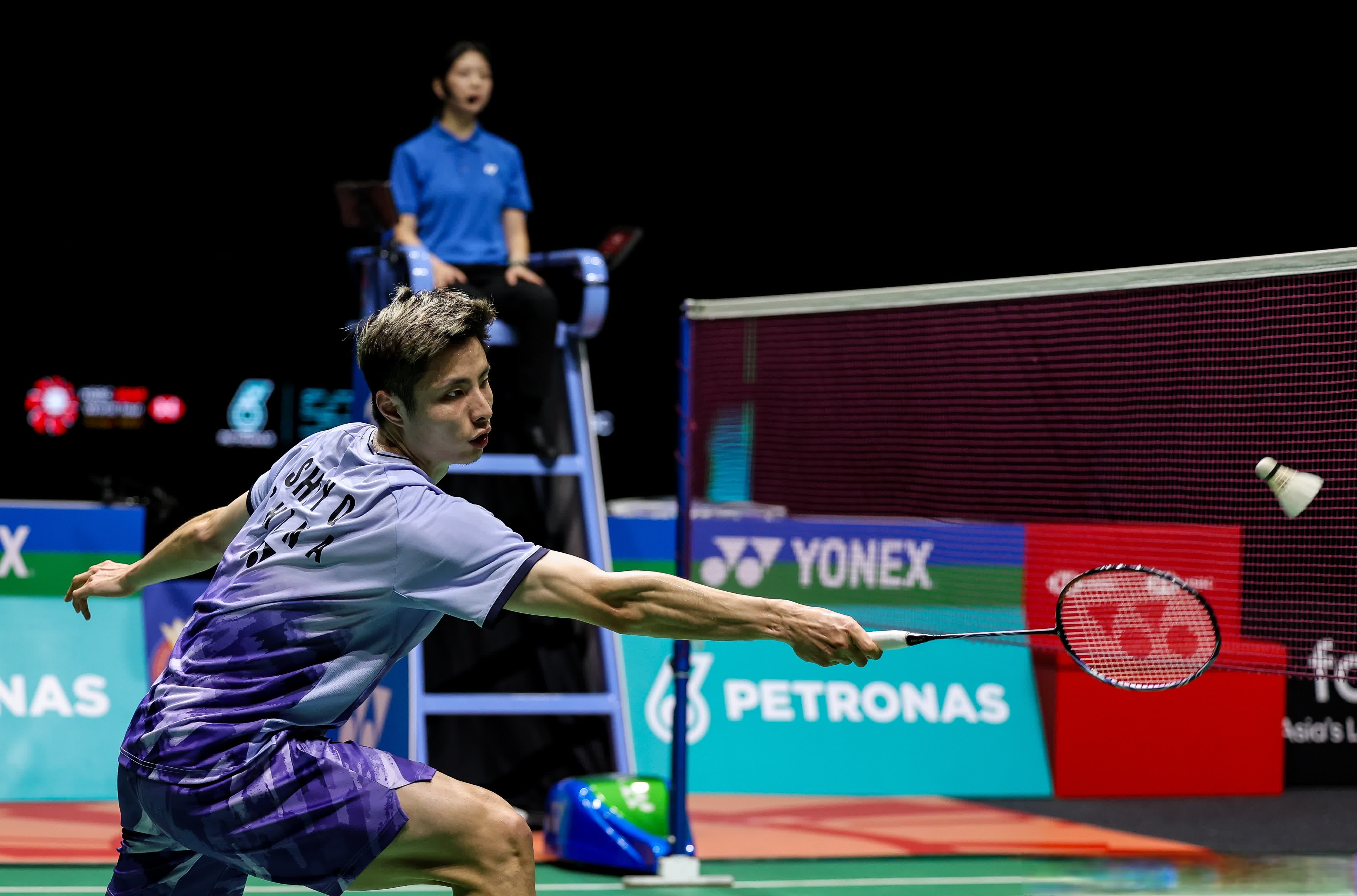 德国网球队险胜澳大利亚网球队，克耶高斯打破历史纪录